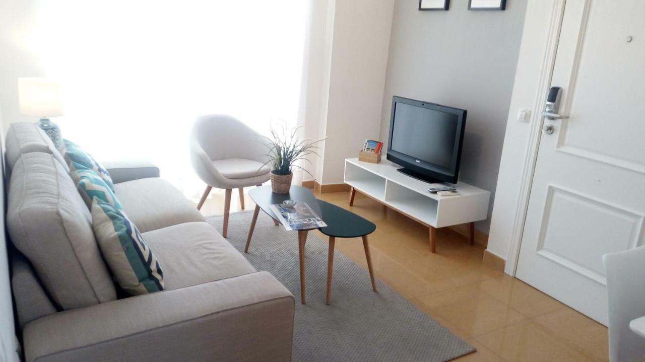 Apartamentos Tucan Malaga Exterior photo